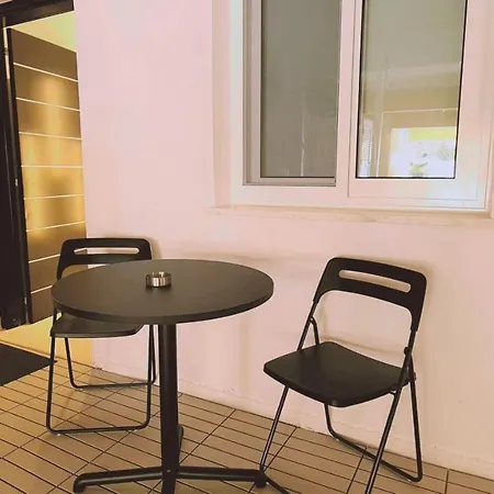 Apartment Mezarina 2 *